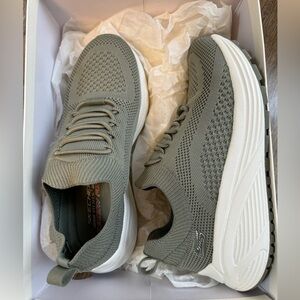 Sketchers Sneakers - size 36.5